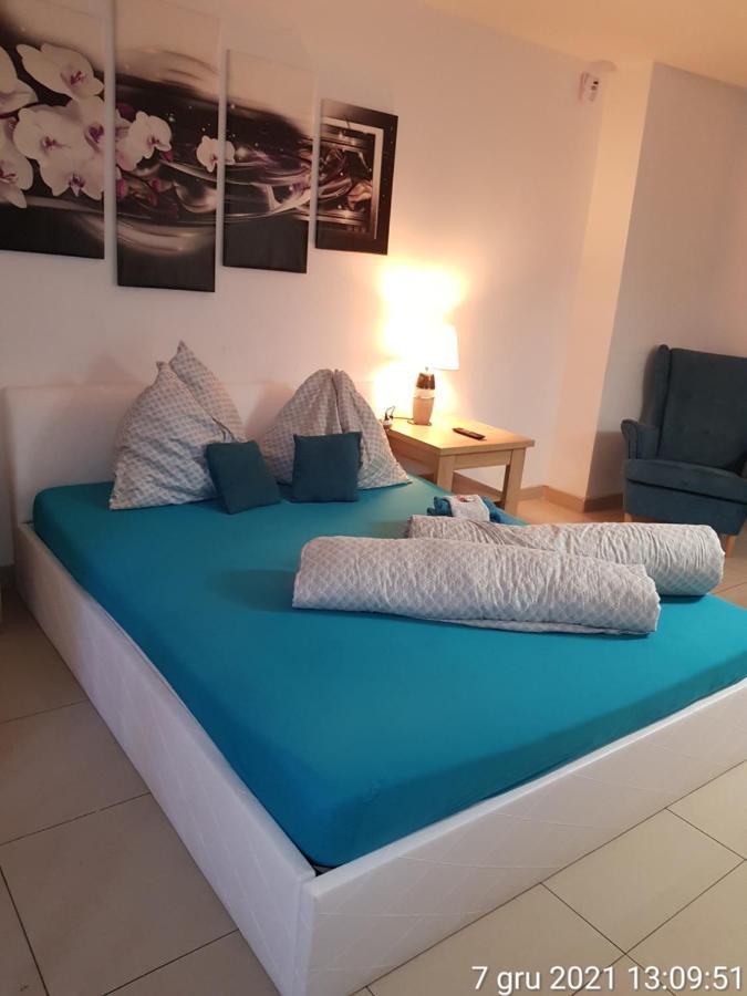 Apartamenty Rest Studio Self Check-In 24H Бытом Экстерьер фото